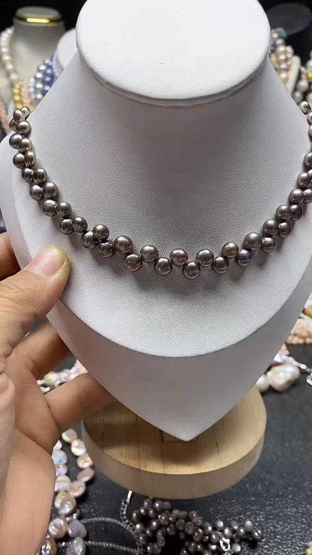 颈饰未镶嵌淡水珍珠多人