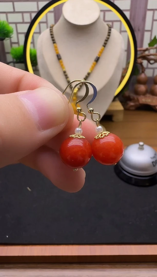 14K金镶嵌翡翠耳饰E68