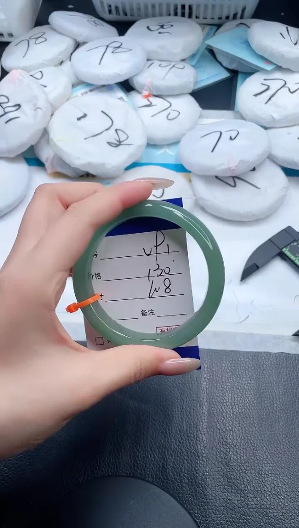 【闪购商品】石英质玉手镯未镶嵌5-V91-60