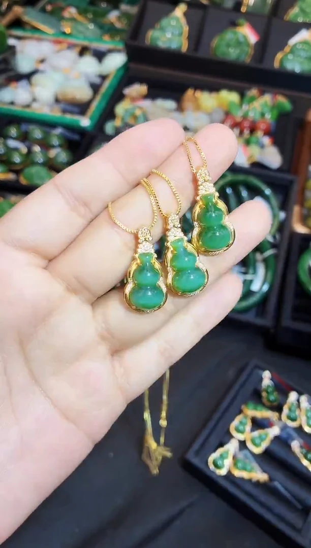 吊坠(赠链)银S925镶嵌和田玉多样性发一