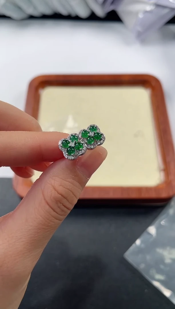 未镶嵌翡翠耳钉11（多样性发一件）