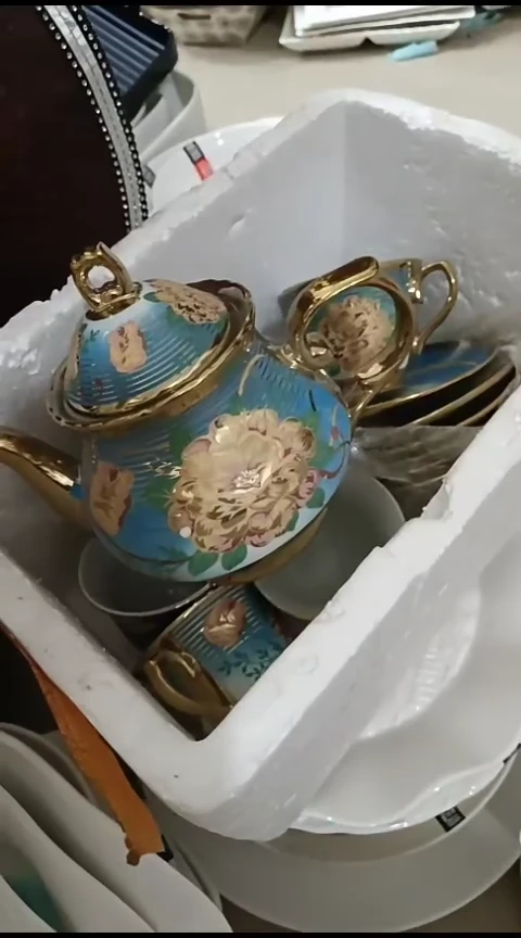 瓷微瑕1壶5杯5碟