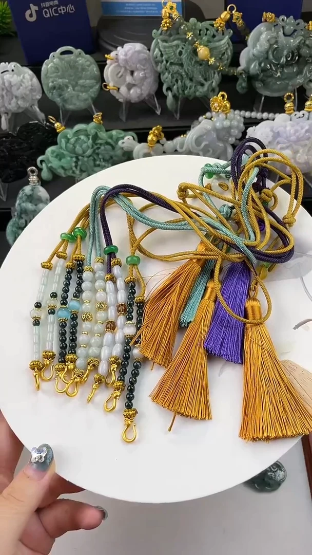 翡翠未镶嵌颈饰猩**皮定制翡翠116.6