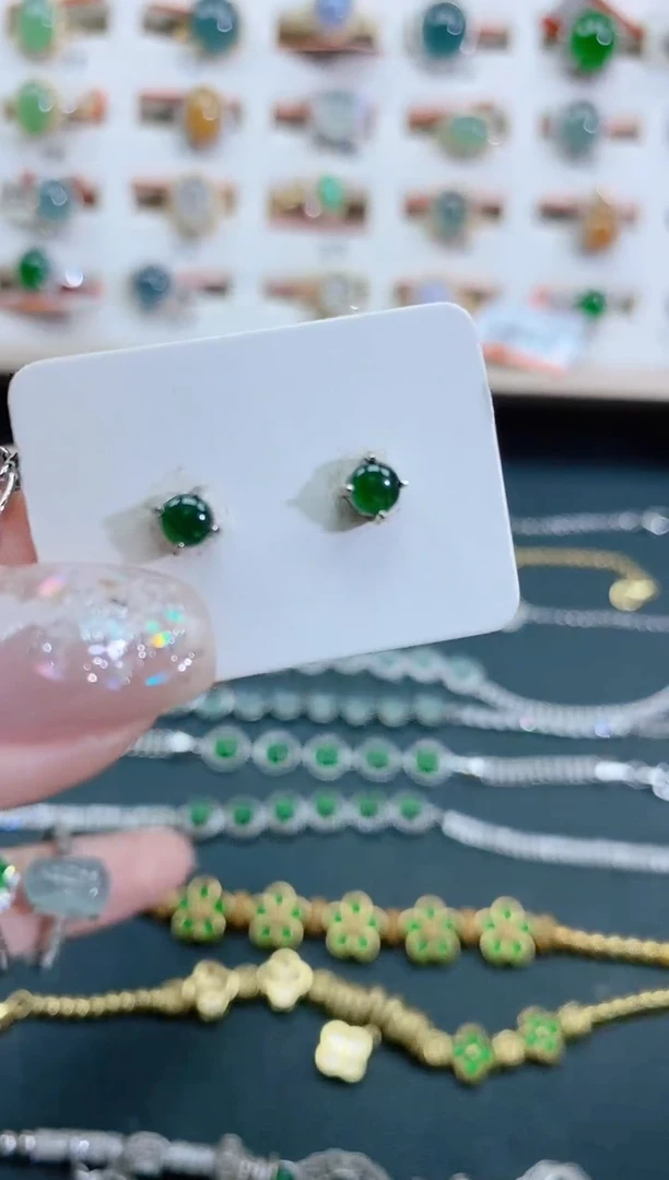 银S925镶嵌翡翠耳饰天然翡翠