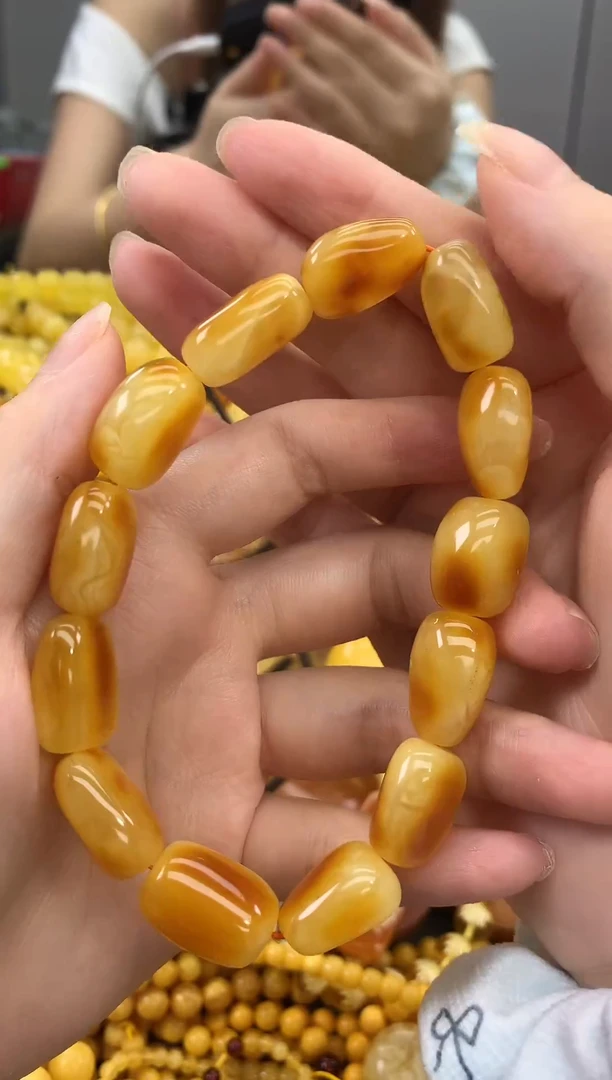 裸石蜜蜡未镶嵌手串