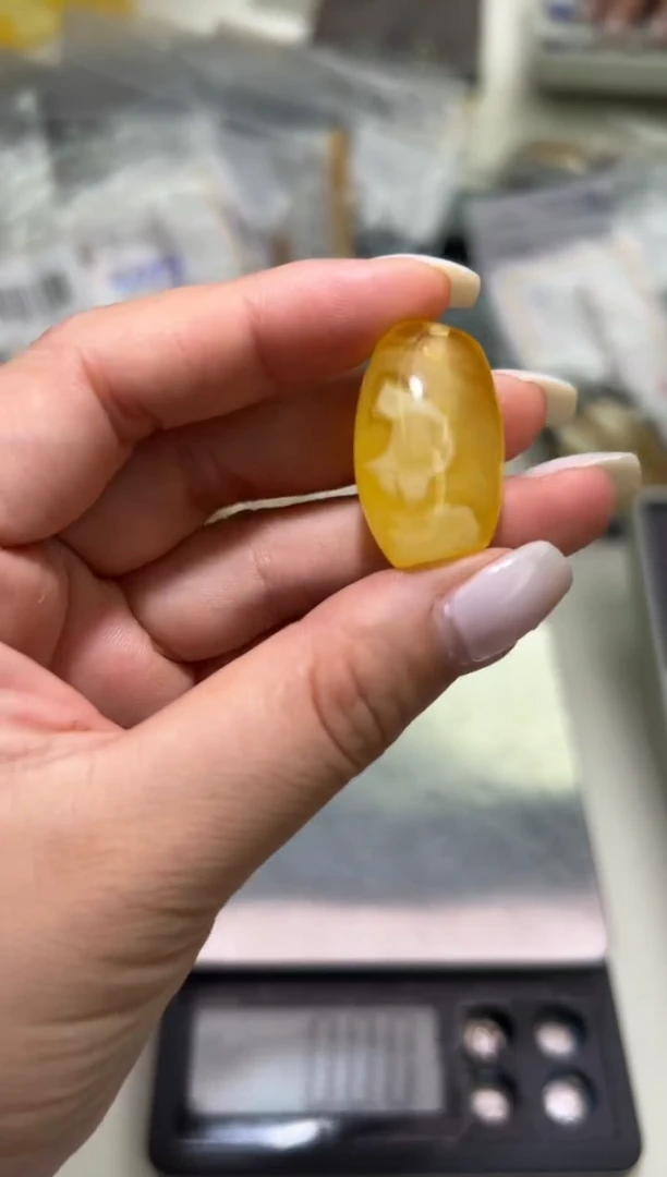 裸石琥珀未镶嵌琥珀蜜蜡吊坠