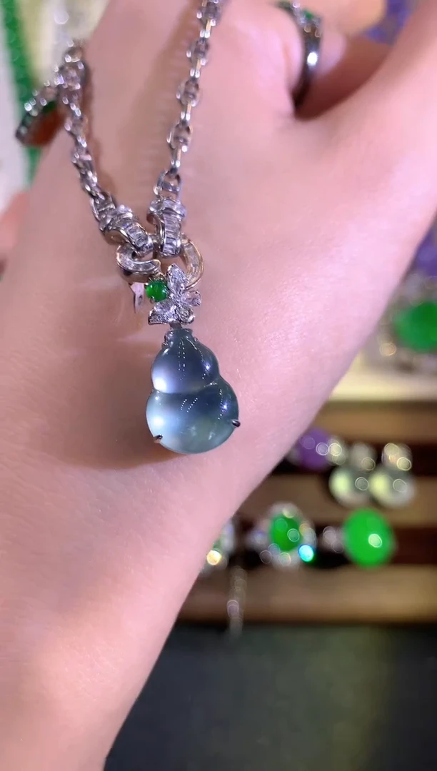 吊坠(不含链)18K金镶嵌翡翠a129无鉴赏