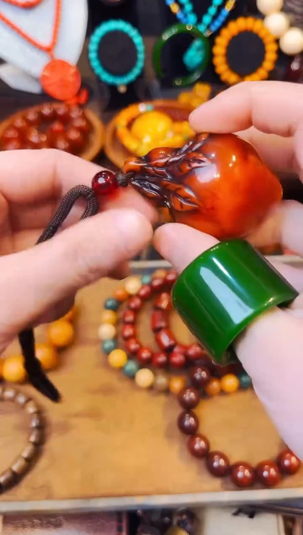 【闪购商品】蜜蜡裸石未镶嵌大美专属宠粉链接2435865