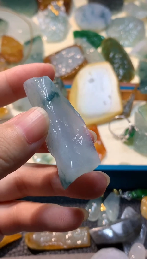 未镶嵌定制翡翠吊坠包工雕刻不退