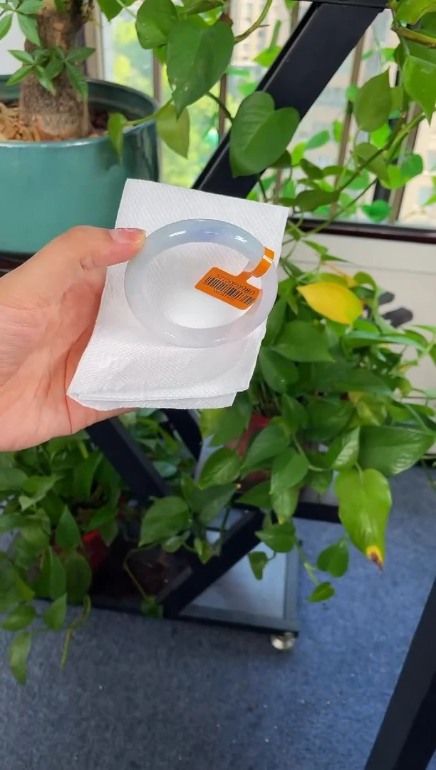 翡翠手镯未镶嵌027-58