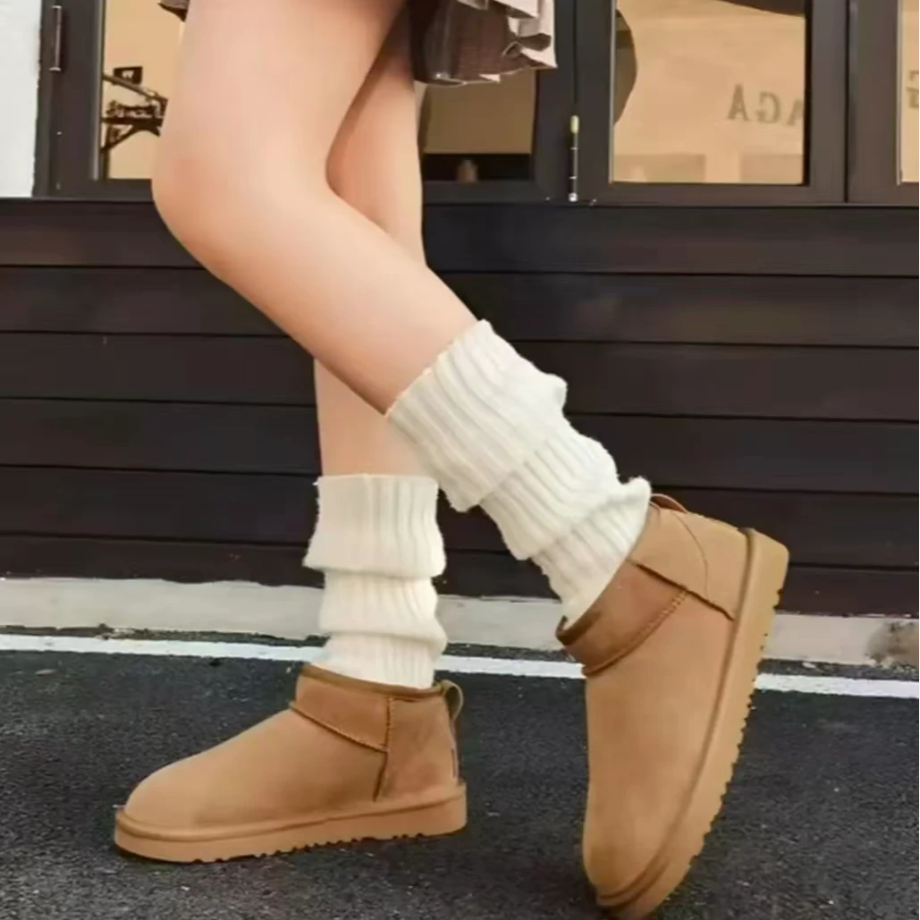 男女同款羊皮毛一体雪地靴加厚保暖