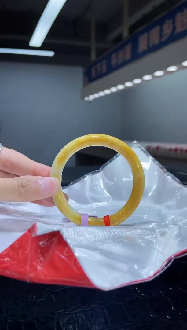 未镶嵌手镯翡翠2