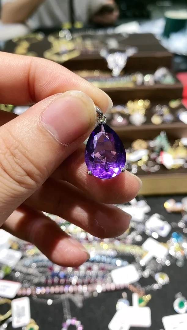 【闪购商品】紫晶颈饰银S925镶嵌吊坠