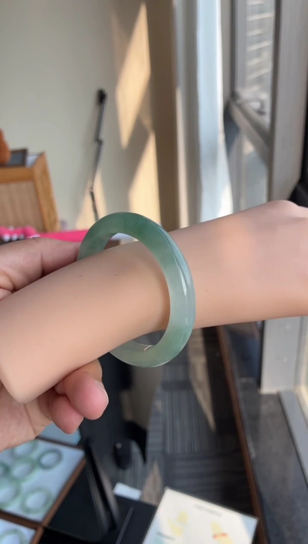 未镶嵌手镯翡翠40号55.6*11.1*9.3正圈