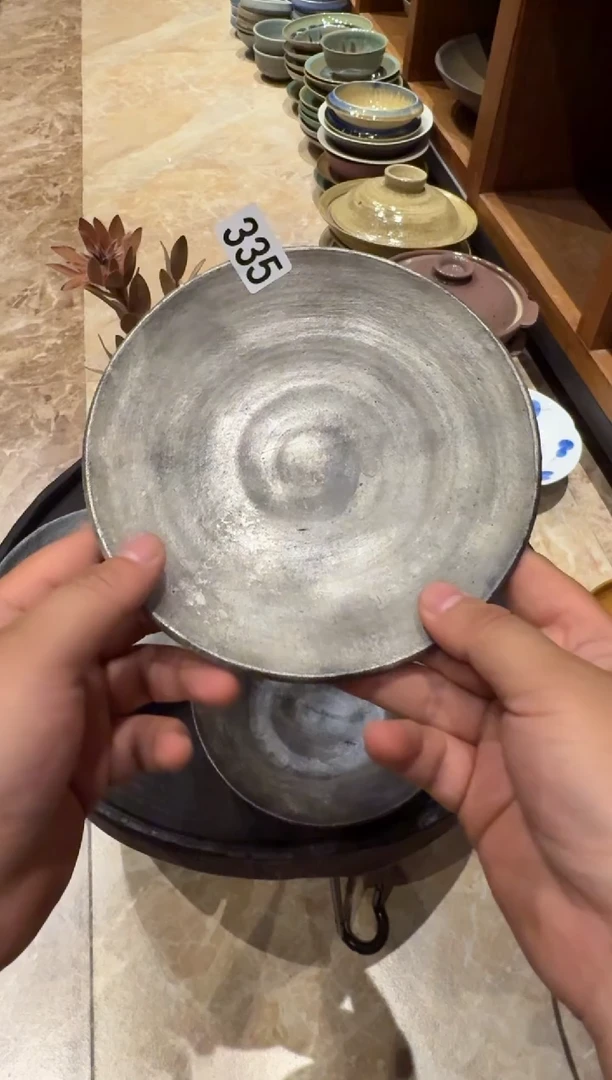 瓷335    银盘1个