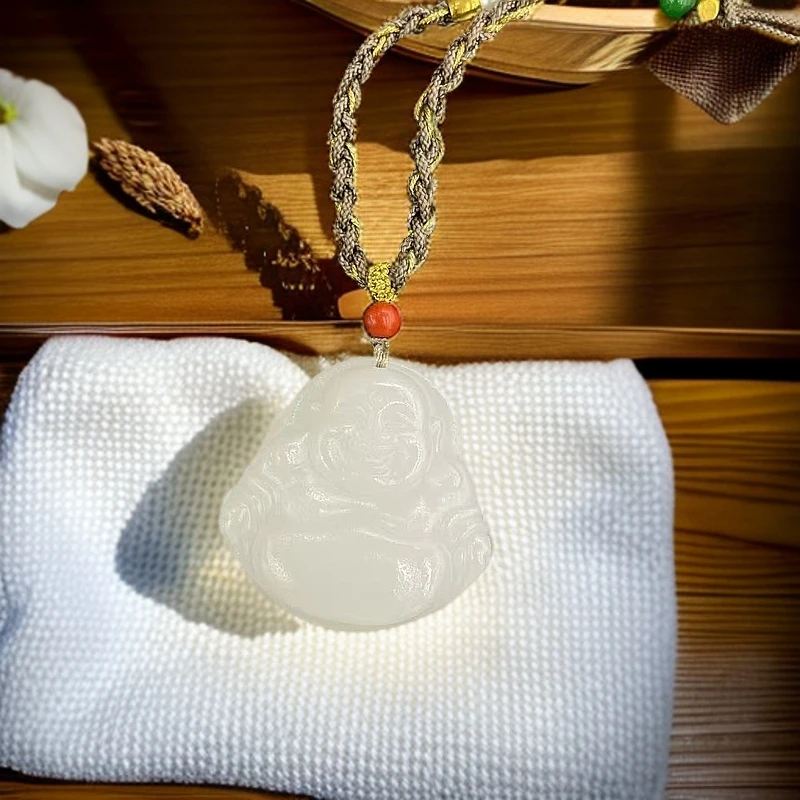 【盛总甄选】【礼盒】精美时尚佛公石英质玉吊坠WS81930