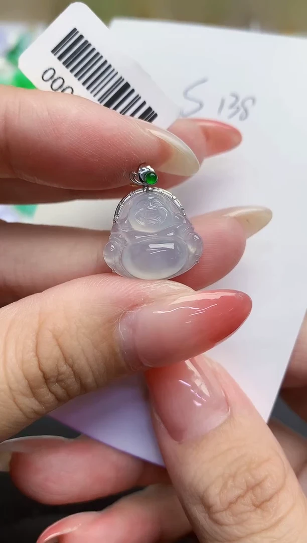 翡翠18K金镶嵌颈饰缅甸天然翡翠A货