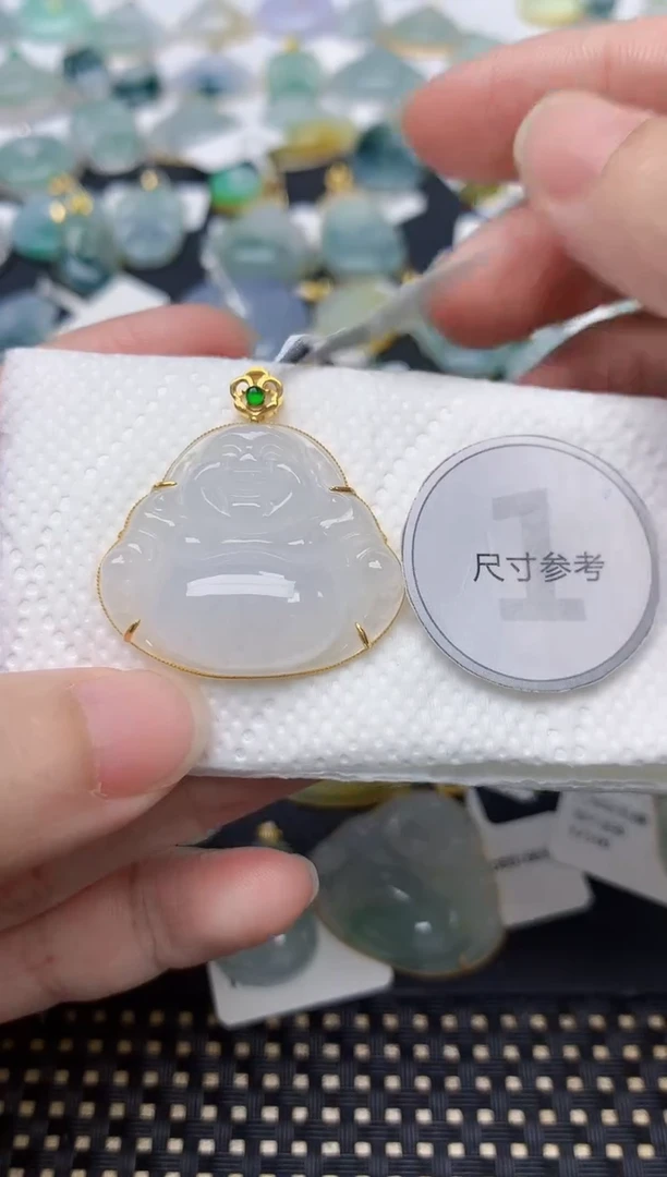 颈饰18K金镶嵌翡翠天然缅甸A货翡翠
