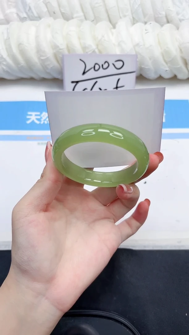 未镶嵌手镯石英质玉20-58-仪式感