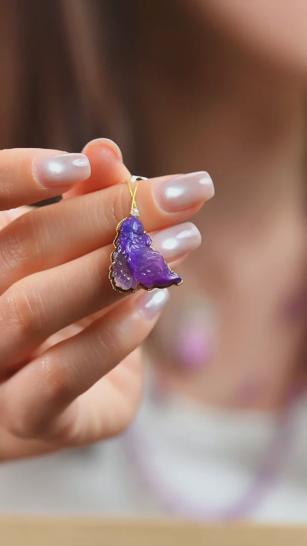 18K金镶嵌苏纪石（舒俱来）吊坠(不含链)11