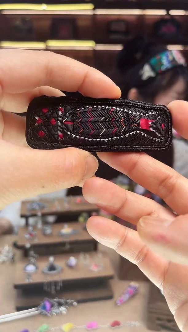 【闪购商品】织绣1902黔东南苗族刺绣