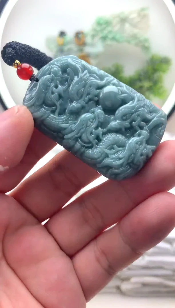 颈饰未镶嵌翡翠九龙1