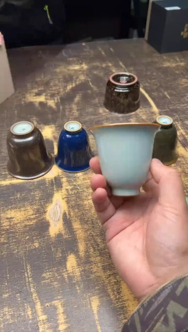 【闪购商品】/刘钦莹春归花口杯