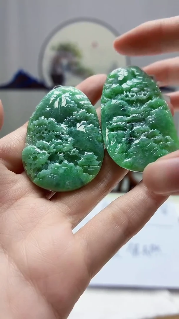 未镶嵌定制翡翠5145zm-毛货一对挂件69