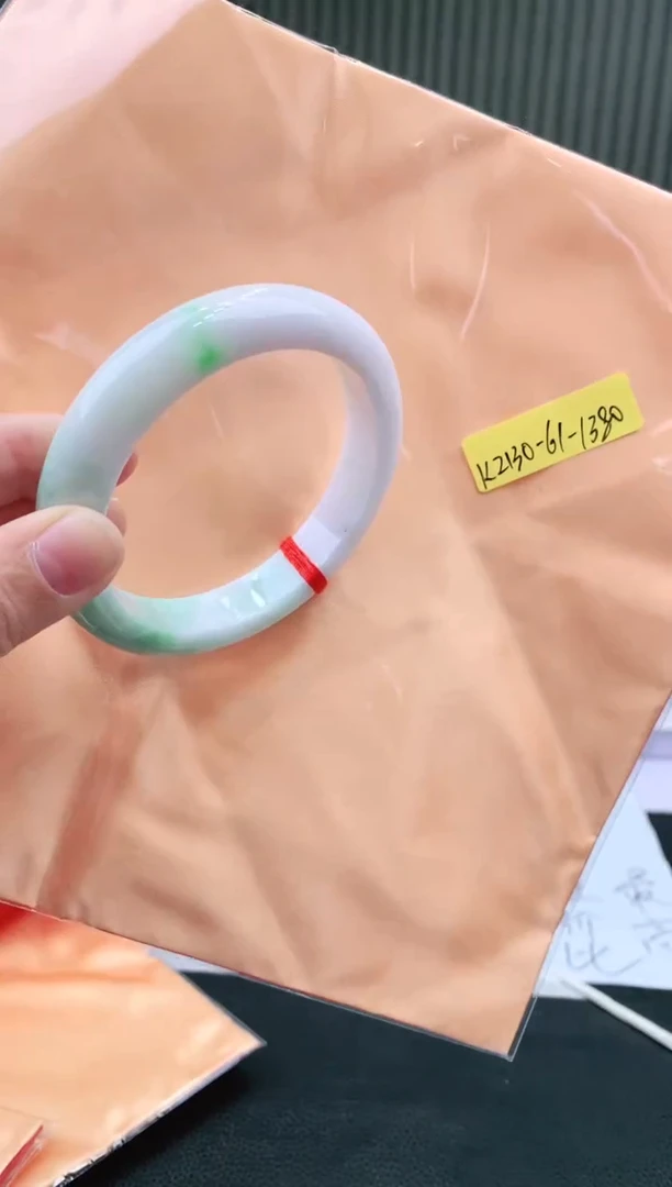 未镶嵌手镯翡翠61