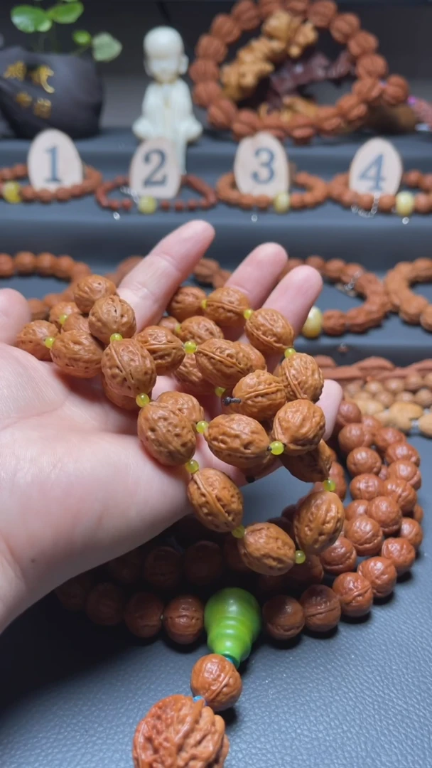 【闪购商品】文玩核桃吊坠核桃手串