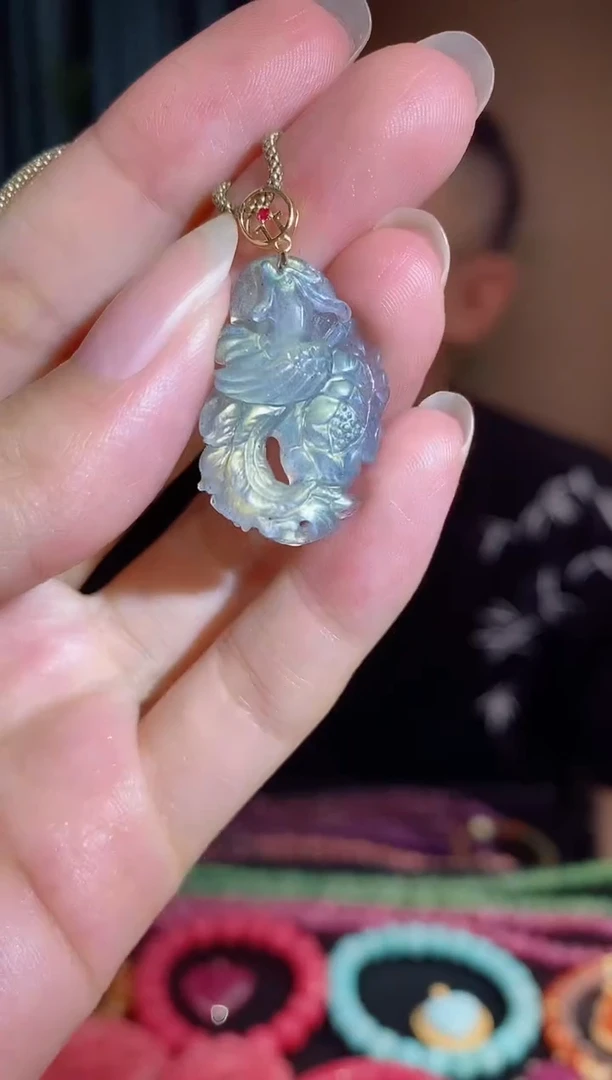 长石吊坠(不含链)18K金镶嵌195