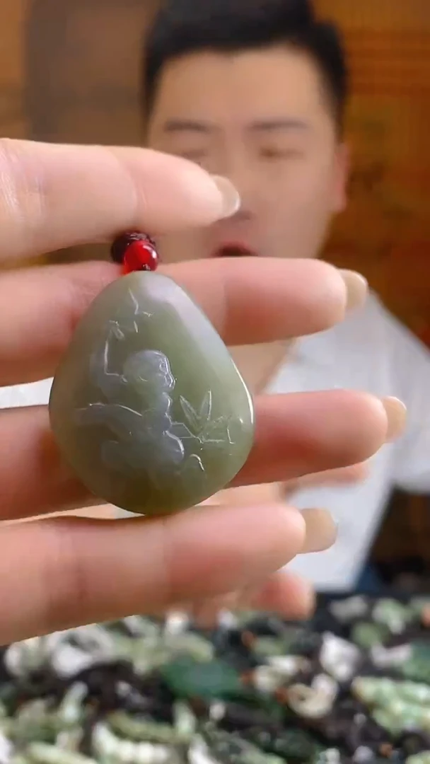 和田玉未镶嵌颈饰多样性发货，拍一发一