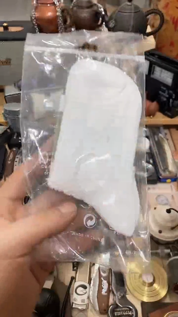 瓷片闪购商品   如图所示