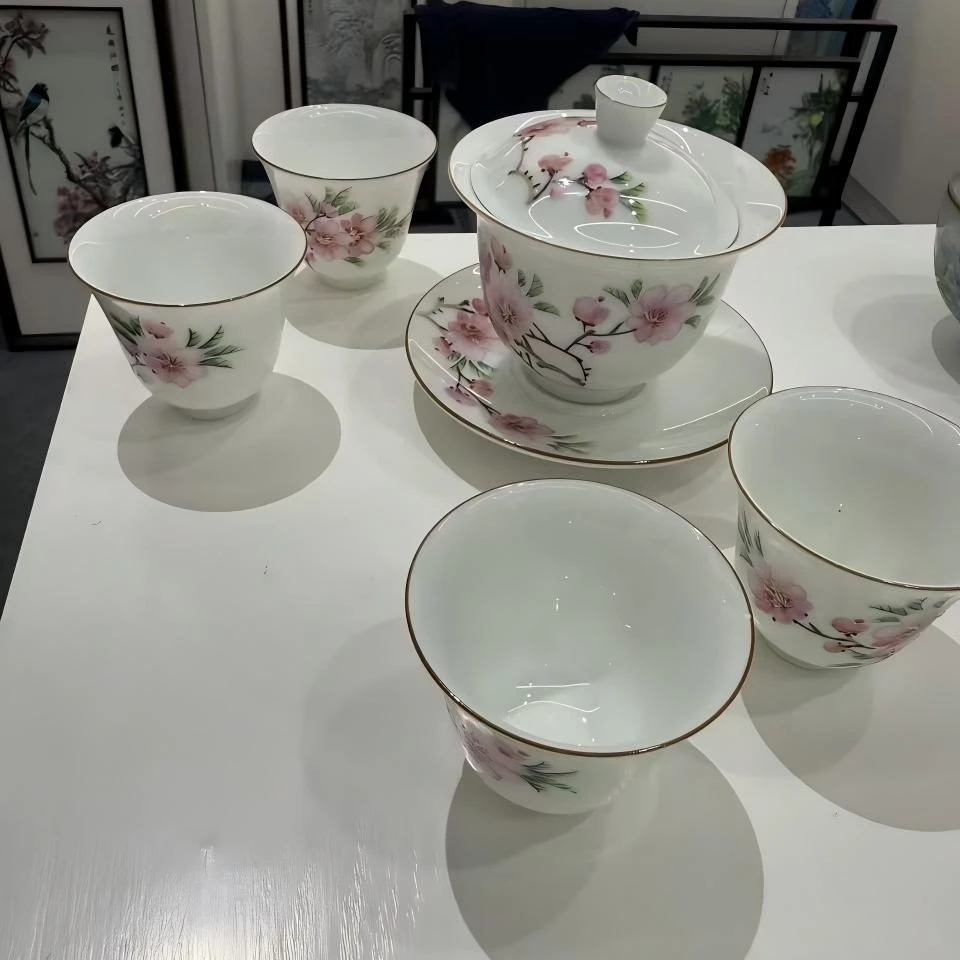 2025保利厦门秋季-张润川水点桃花盖碗+4杯套组