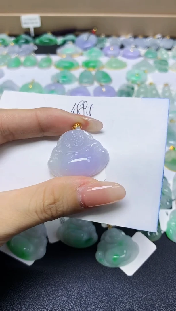 翡翠18K金镶嵌颈饰 天然缅甸翡翠A货