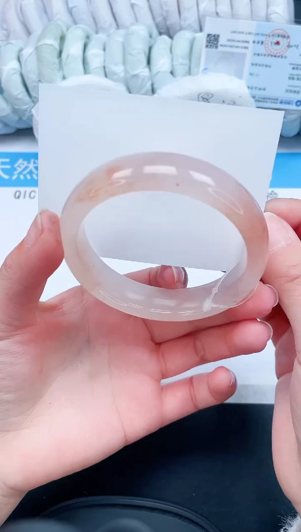 【闪购商品】石英质玉手镯未镶嵌134-61.5