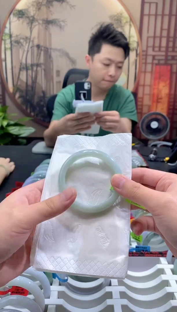 未镶嵌手镯翡翠000078520