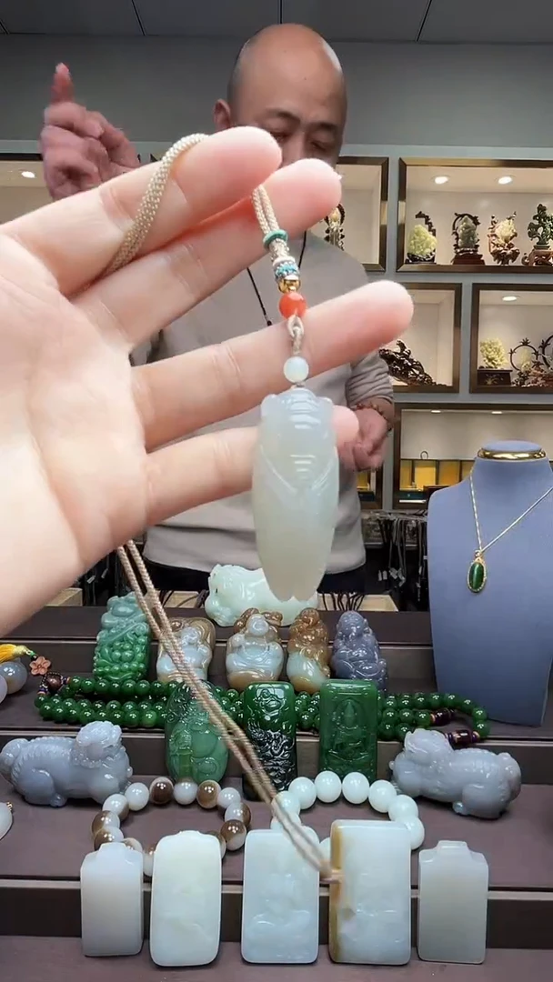 【闪购商品】和田玉挂件未镶嵌苏