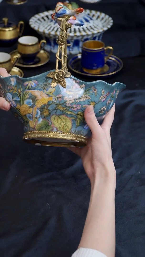骨瓷婷婷中古器物如图所示63