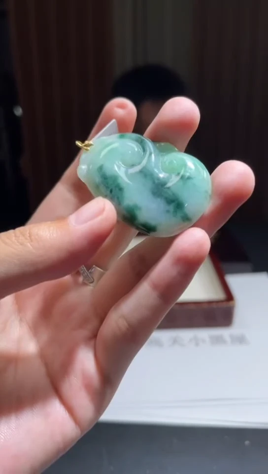 18K金镶嵌挂件翡翠 翡翠A货