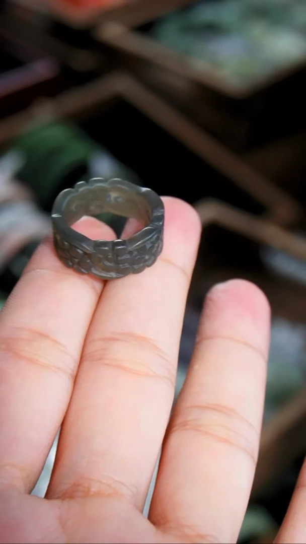 和田玉未镶嵌颈饰指环0001