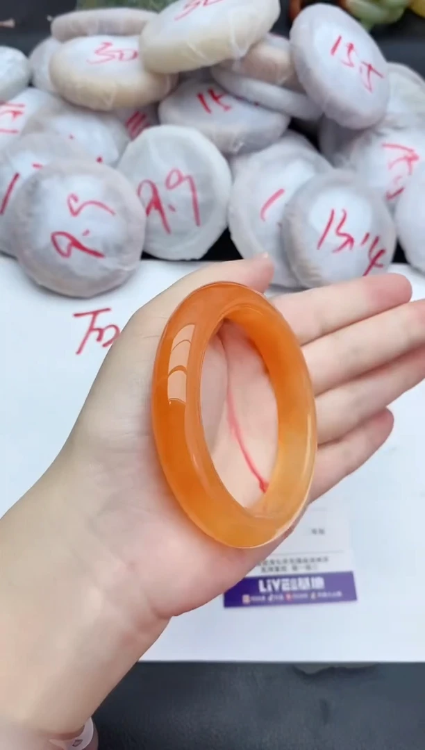 未镶嵌手镯石英质玉63+57/58