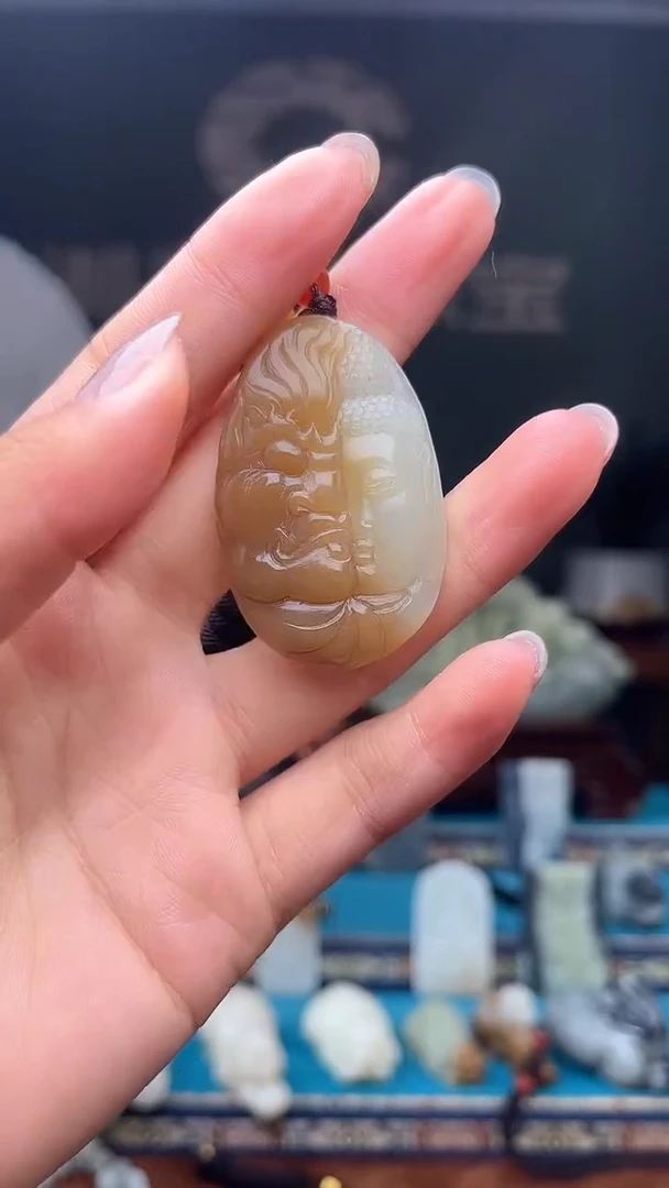 未镶嵌和田玉挂件1