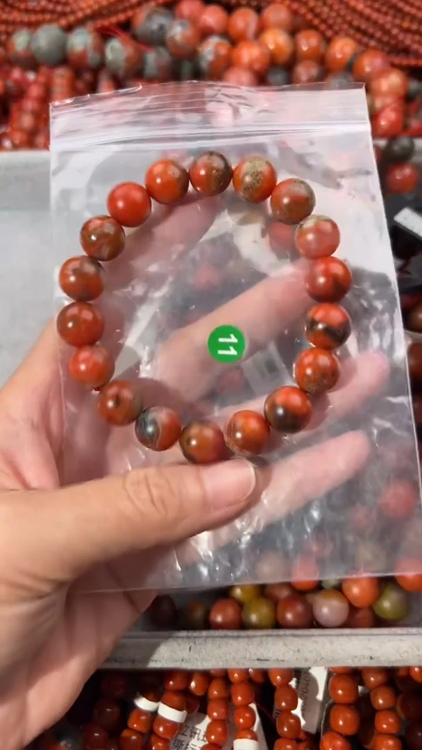 南红玛瑙手串未镶嵌11+