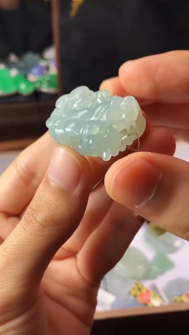 未镶嵌定制翡翠S毛货不退不换