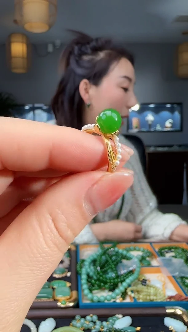 银S925镶嵌戒指和田玉1