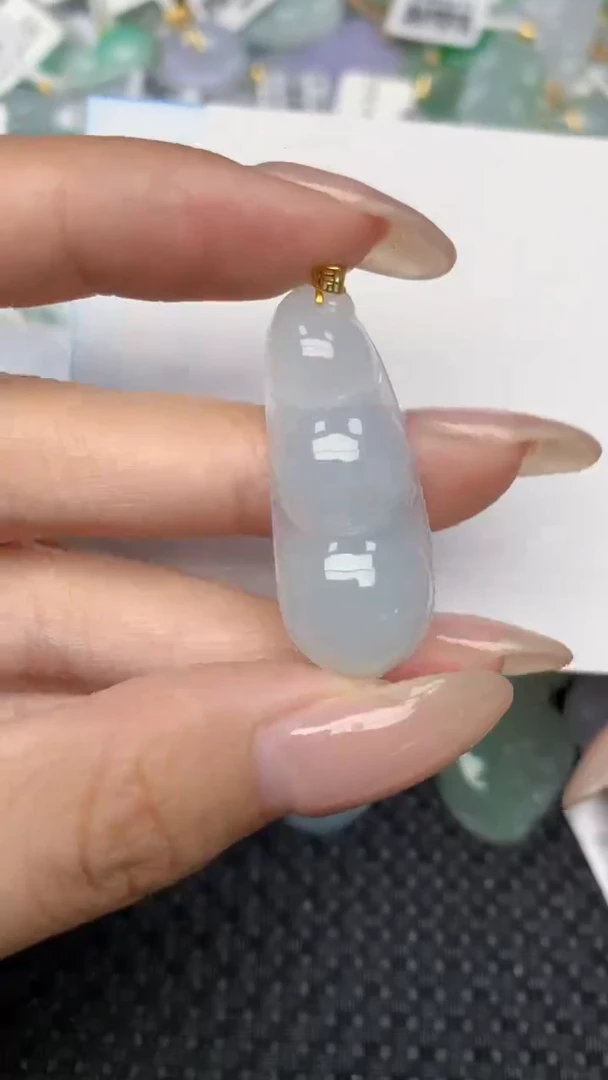 翡翠18K金镶嵌颈饰天然翡翠a货