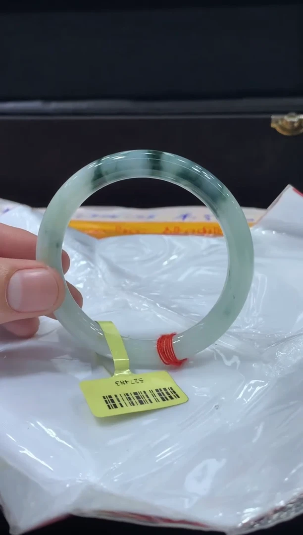 未镶嵌手镯翡翠翡翠手镯