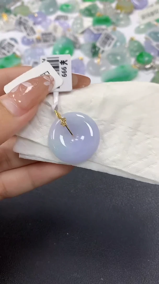 颈饰18K金镶嵌翡翠a货假一赔三支持复检百元上9元证书费自理