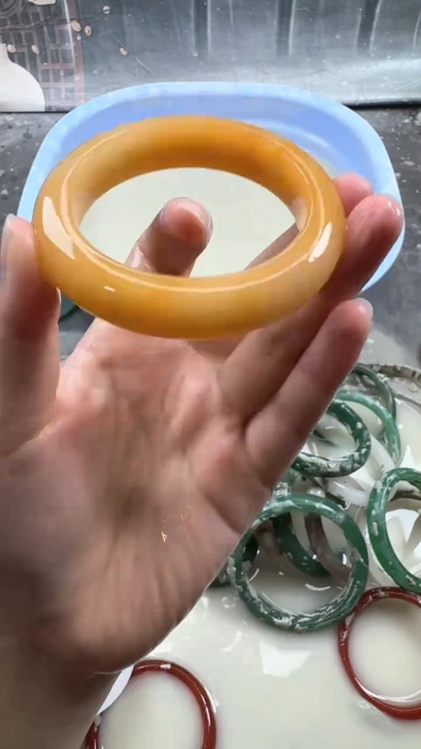 石英质玉手镯未镶嵌41